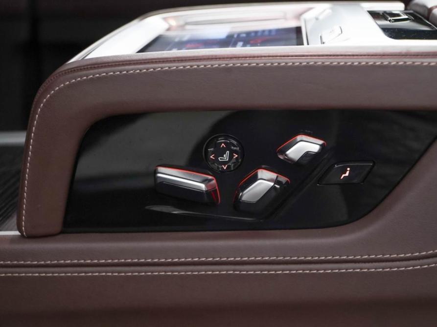 BMW 7 серии VI (G11/G12) Рестайлинг Москва  - изображение 16