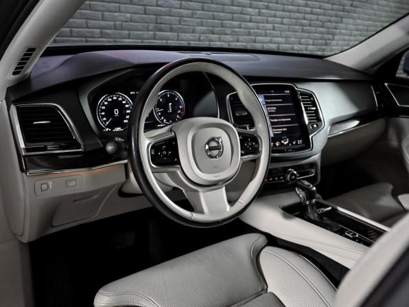 Volvo XC90 II с пробегом 2016 года, цена 3 415 000 рублей, 215904 км, внедорожник, Автокод Объявления