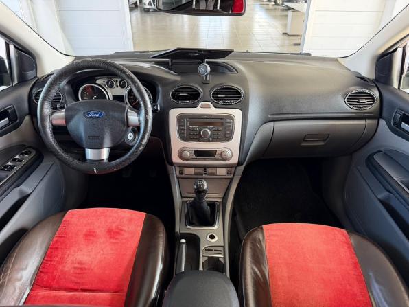 Ford Focus II Рестайлинг с пробегом 2010 года, цена 529 000 рублей, 250000 км, хэтчбек, Автокод Объявления
