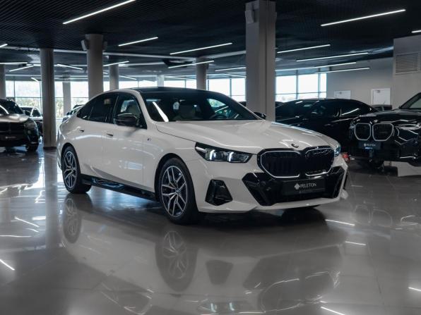 BMW 5 серии VIII (G60/G61/G68) с пробегом 2025 года, цена 6 750 000 рублей, 11427 км, седан, Автокод Объявления