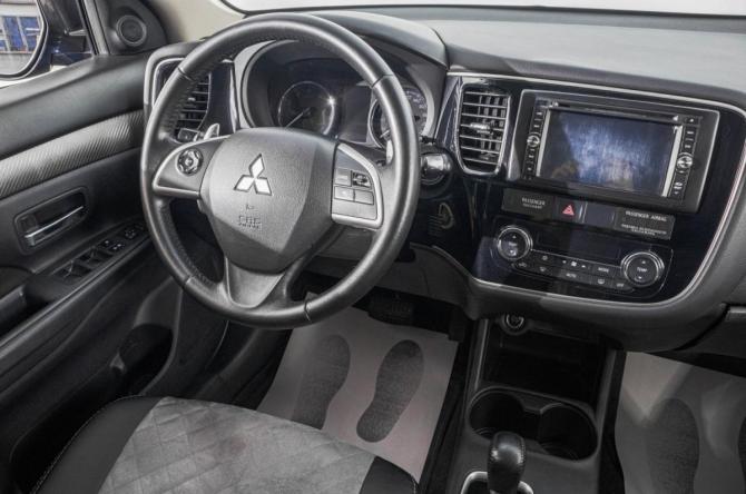 Mitsubishi Outlander III с пробегом 2014 года, цена 1 389 000 рублей, 215000 км, внедорожник, Автокод Объявления