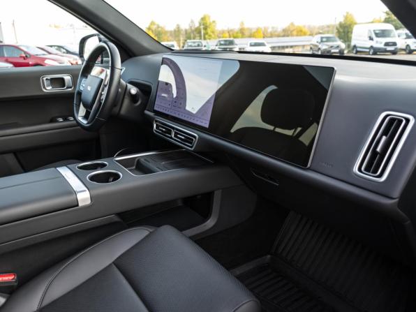 Li Auto (Lixiang) L6 I с пробегом 2024 года, цена 5 850 000 рублей, 26517 км, внедорожник, Автокод Объявления