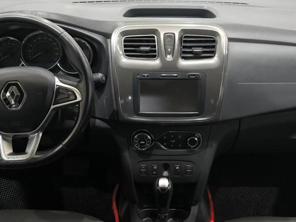 Renault Sandero II с пробегом 2018 года, цена 1 174 000 рублей, 113537 км, хэтчбек, Автокод Объявления