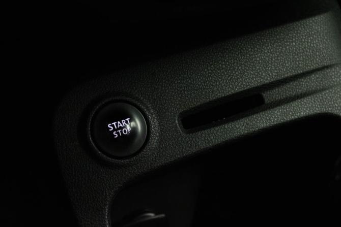 Renault Kaptur I с пробегом 2019 года, цена 1 269 000 рублей, 125689 км, внедорожник, Автокод Объявления