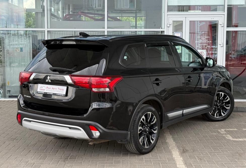 Mitsubishi Outlander III Рестайлинг 3 Липецк  - изображение 2