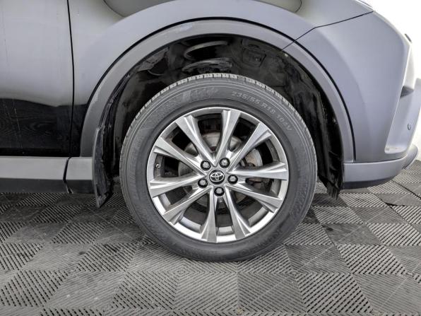 Toyota RAV4 IV (XA40) Рестайлинг с пробегом 2018 года, цена 2 595 000 рублей, 151045 км, внедорожник, Автокод Объявления