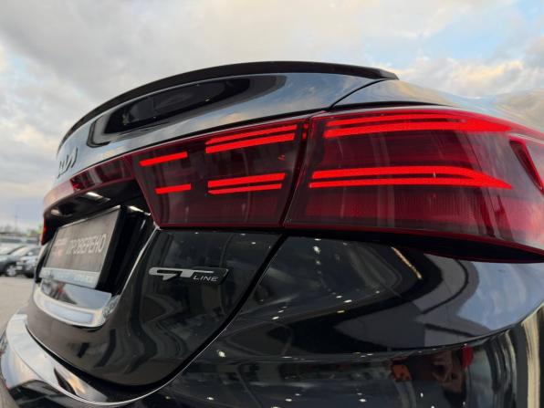 Kia Cerato IV Рестайлинг с пробегом 2021 года, цена 1 825 000 рублей, 148199 км, седан, Автокод Объявления
