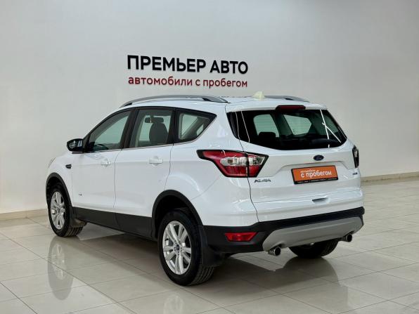 Ford Kuga II Рестайлинг с пробегом 2018 года, цена 1 635 000 рублей, 125898 км, внедорожник, Автокод Объявления