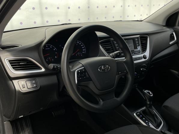 Hyundai Solaris II с пробегом 2017 года, цена 1 290 000 рублей, 149117 км, седан, Автокод Объявления