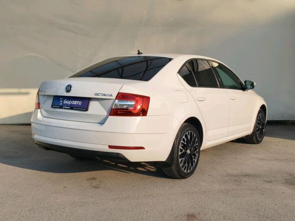 Skoda Octavia III (A7) Рестайлинг с пробегом 2017 года, цена 1 470 000 рублей, 133500 км, лифтбек, Автокод Объявления