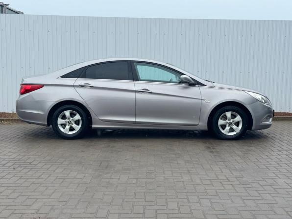 Hyundai Sonata VI (YF) с пробегом 2010 года, цена 1 050 000 рублей, 155000 км, седан, Автокод Объявления