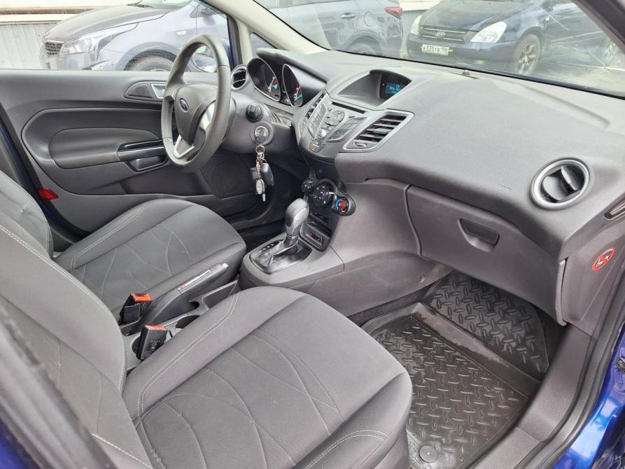 Ford Fiesta Mk6 Рестайлинг Санкт-Петербург  - изображение 13