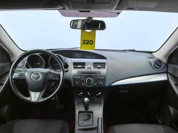 Mazda 3 II (BL) Рестайлинг с пробегом 2012 года, цена 750 000 рублей, 135000 км, седан, Автокод Объявления