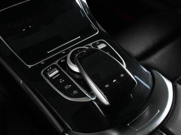 Mercedes-Benz C-Класс IV (W205) Рестайлинг с пробегом 2020 года, цена 2 519 000 рублей, 182188 км, седан, Автокод Объявления
