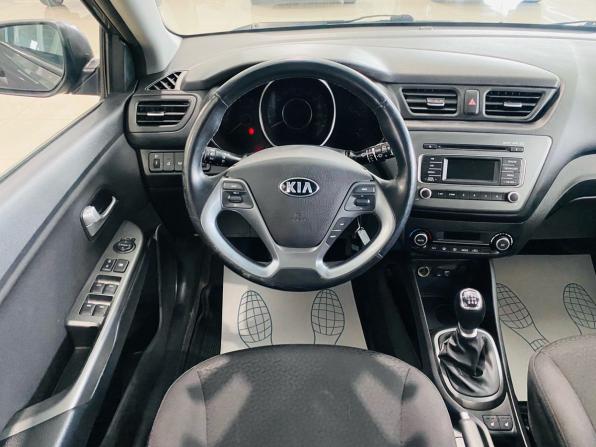 Kia Rio III Рестайлинг с пробегом 2016 года, цена 1 199 000 рублей, 42000 км, хэтчбек, Автокод Объявления