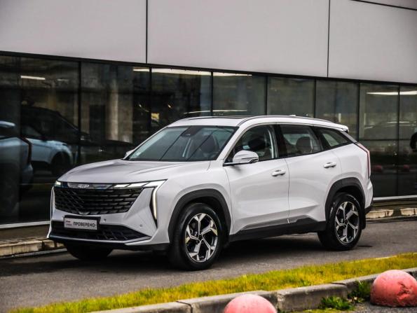Geely Atlas II с пробегом 2023 года, цена 2 449 777 рублей, 62200 км, внедорожник, Автокод Объявления