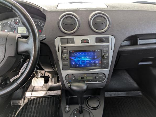 Ford Fusion I Рестайлинг с пробегом 2012 года, цена 800 000 рублей, 111925 км, хэтчбек, Автокод Объявления
