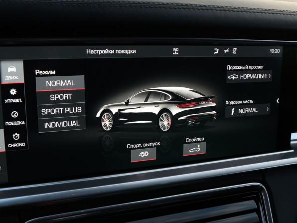 Porsche Panamera II с пробегом 2017 года, цена 8 989 000 рублей, 68986 км, фастбек, Автокод Объявления
