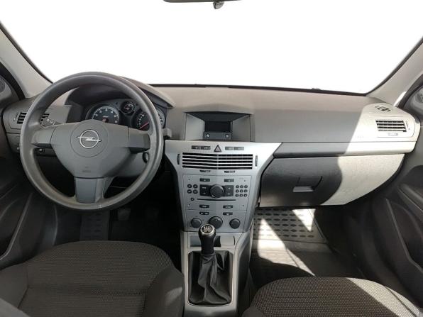 Opel Astra H Рестайлинг с пробегом 2010 года, цена 670 000 рублей, 122761 км, седан, Автокод Объявления