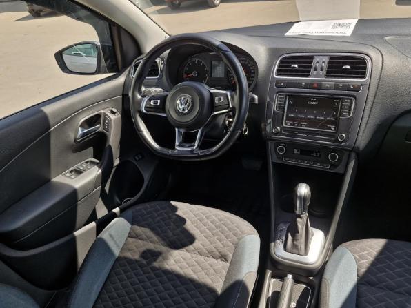Volkswagen Polo V Рестайлинг с пробегом 2019 года, цена 1 512 000 рублей, 61509 км, седан, Автокод Объявления