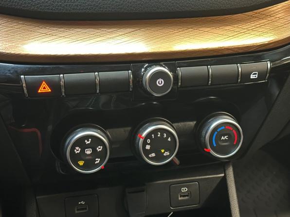 Lada (ВАЗ) Vesta I Рестайлинг (NG) с пробегом 2023 года, цена 1 285 000 рублей, 78645 км, седан, Автокод Объявления