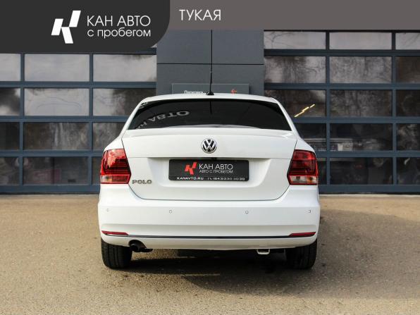 Volkswagen Polo V Рестайлинг с пробегом 2018 года, цена 955 200 рублей, 134254 км, седан, Автокод Объявления