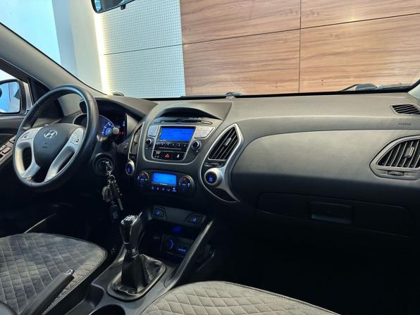 Hyundai ix35 I с пробегом 2012 года, цена 1 049 900 рублей, 229985 км, внедорожник, Автокод Объявления