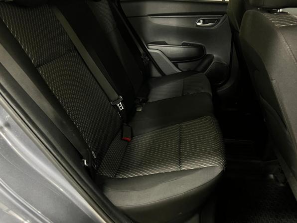 Kia Rio IV с пробегом 2018 года, цена 1 239 000 рублей, 165474 км, хэтчбек, Автокод Объявления