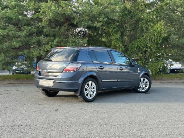 Opel Astra H Рестайлинг с пробегом 2008 года, цена 320 000 рублей, 246093 км, хэтчбек, Автокод Объявления
