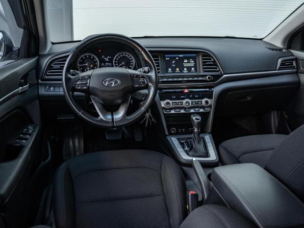 Hyundai Elantra VI (AD) Рестайлинг с пробегом 2019 года, цена 1 670 000 рублей, 132161 км, седан, Автокод Объявления