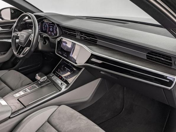 Audi A6 V (C8) с пробегом 2021 года, цена 4 530 000 рублей, 61659 км, седан, Автокод Объявления