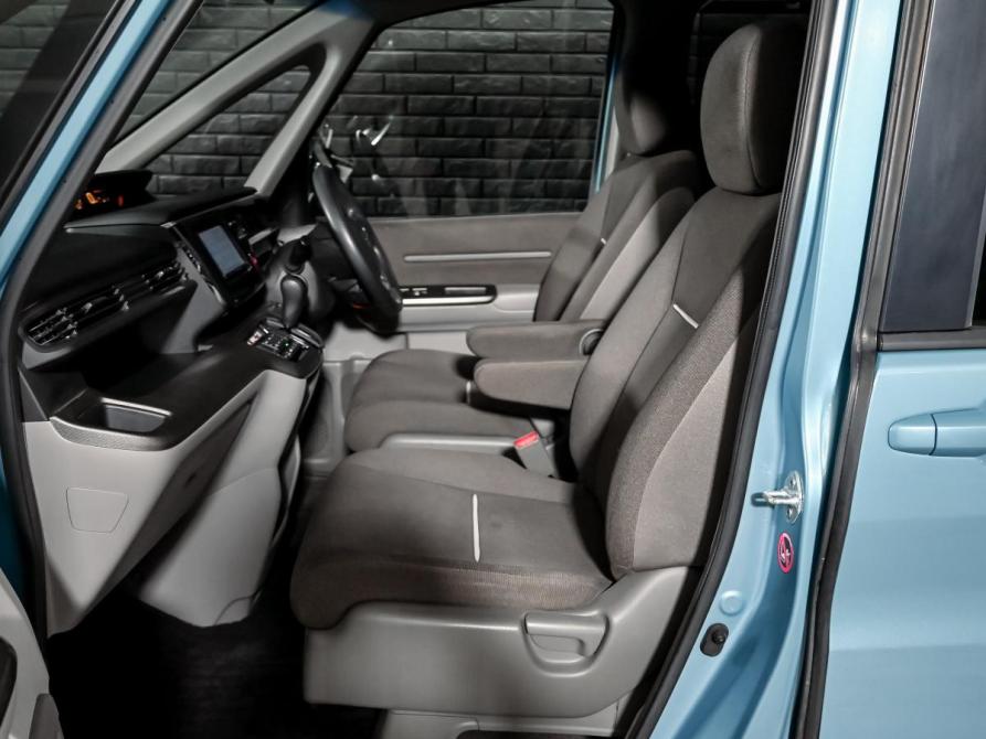 Honda Stepwgn V Рестайлинг Екатеринбург  - изображение 9