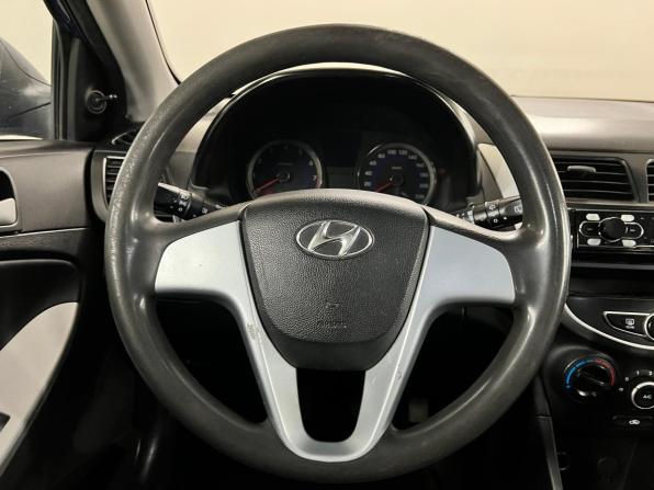 Hyundai Solaris I с пробегом 2012 года, цена 450 000 рублей, 278466 км, хэтчбек, Автокод Объявления
