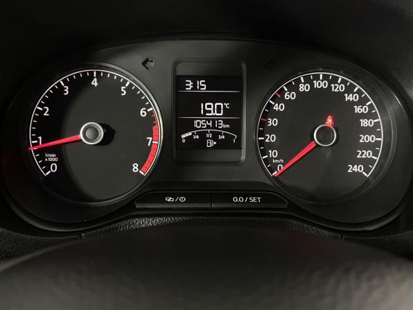 Volkswagen Polo V Рестайлинг с пробегом 2019 года, цена 1 070 000 рублей, 104976 км, седан, Автокод Объявления