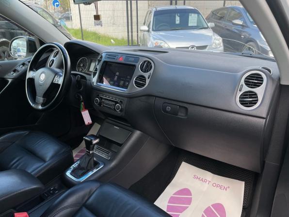Volkswagen Tiguan I с пробегом 2010 года, цена 1 200 000 рублей, 183232 км, внедорожник, Автокод Объявления