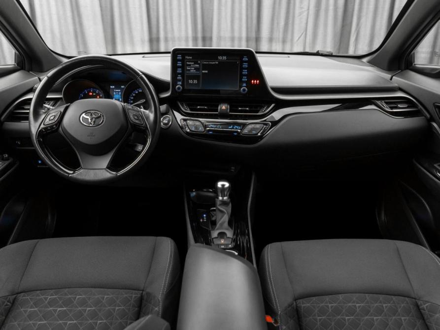 Toyota C-HR I Рестайлинг Москва  - изображение 10