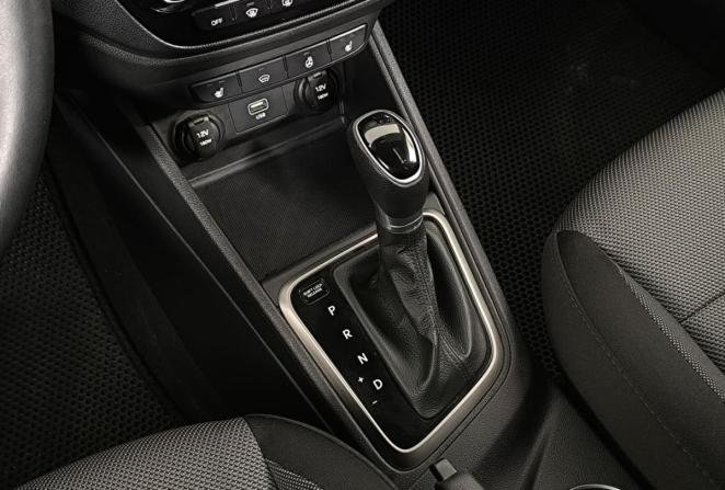Hyundai Solaris II с пробегом 2019 года, цена 1 260 000 рублей, 107466 км, седан, Автокод Объявления