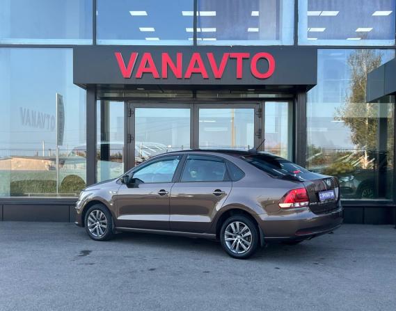 Volkswagen Polo V Рестайлинг с пробегом 2019 года, цена 1 390 000 рублей, 116500 км, седан, Автокод Объявления