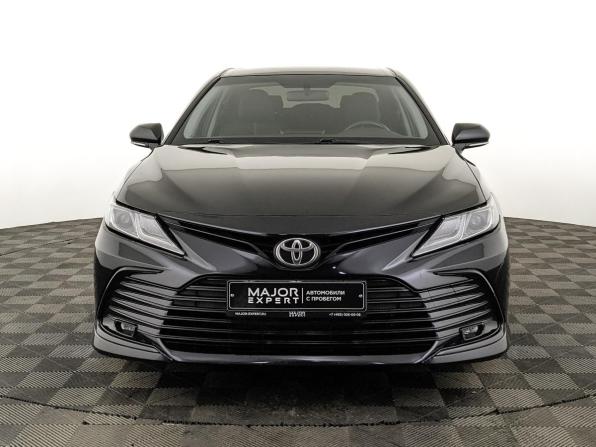Toyota Camry VIII (XV70) Рестайлинг с пробегом 2021 года, цена 2 590 000 рублей, 120101 км, седан, Автокод Объявления