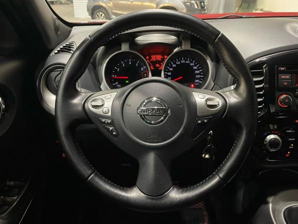 Nissan Juke I с пробегом 2014 года, цена 980 000 рублей, 122100 км, внедорожник, Автокод Объявления
