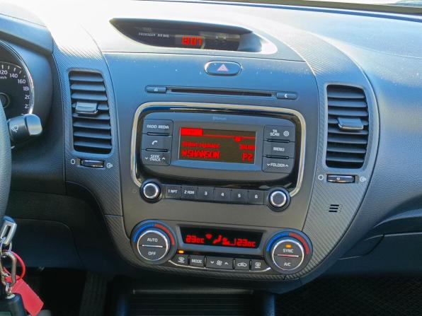 Kia Cerato III Рестайлинг (Classic) с пробегом 2018 года, цена 1 349 995 рублей, 217742 км, седан, Автокод Объявления