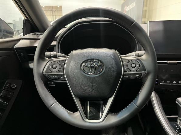 Toyota Avalon V с пробегом 2022 года, цена 4 230 000 рублей, 60 км, седан, Автокод Объявления