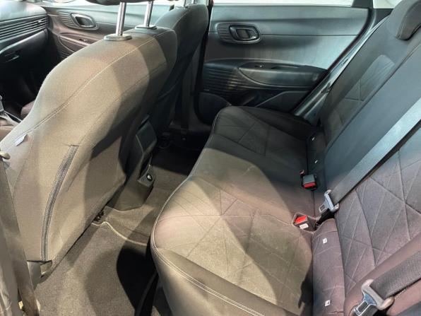 Hyundai Bayon I с пробегом 2022 года, цена 1 462 950 рублей, 103957 км, внедорожник, Автокод Объявления