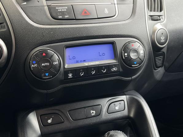Hyundai ix35 I Рестайлинг с пробегом 2015 года, цена 1 298 000 рублей, 198378 км, внедорожник, Автокод Объявления