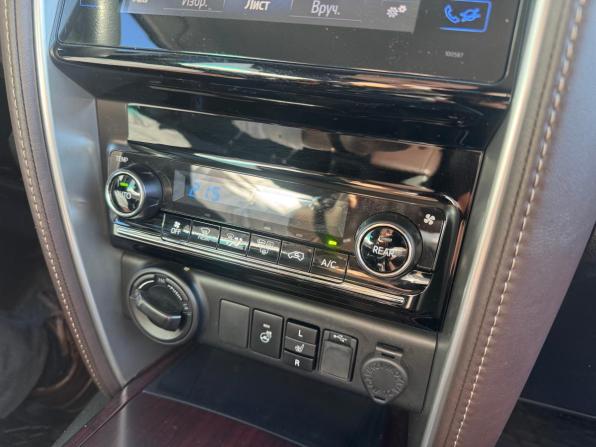 Toyota Fortuner II с пробегом 2017 года, цена 3 199 000 рублей, 122900 км, внедорожник, Автокод Объявления