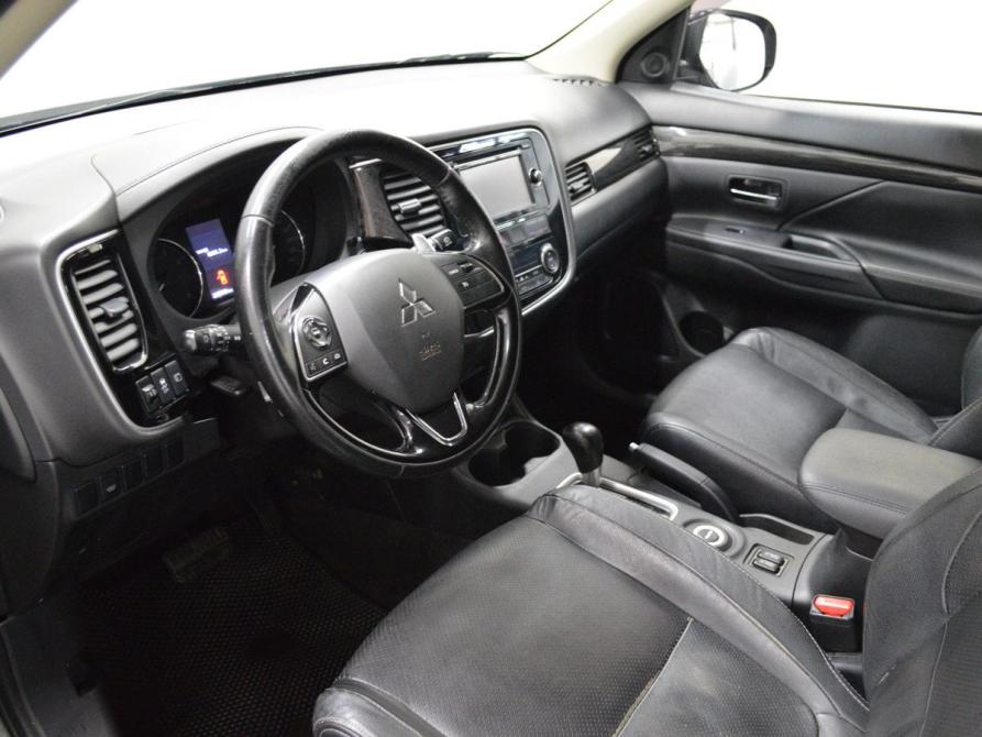 Mitsubishi Outlander III Рестайлинг 2 Санкт-Петербург  - изображение 10