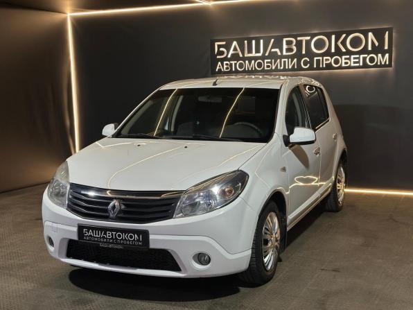 Renault Sandero I с пробегом 2013 года, цена 620 000 рублей, 111531 км, хэтчбек, Автокод Объявления