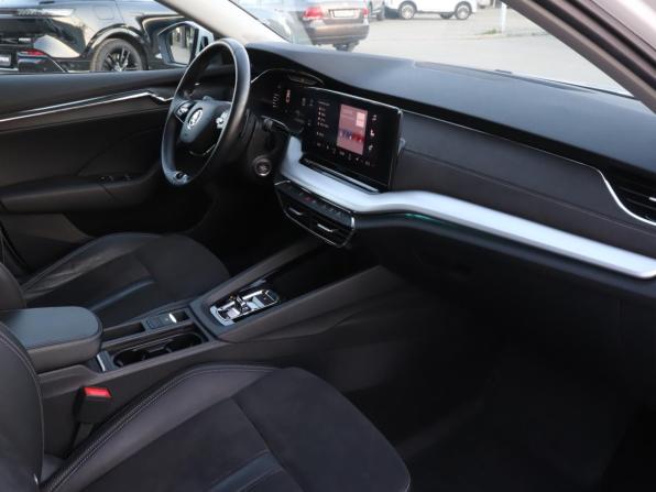 Skoda Octavia IV (A8) с пробегом 2020 года, цена 2 510 000 рублей, 77329 км, лифтбек, Автокод Объявления