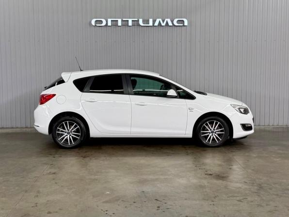 Opel Astra J Рестайлинг с пробегом 2013 года, цена 797 000 рублей, 179034 км, хэтчбек, Автокод Объявления