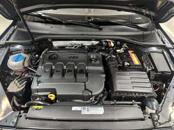 Volkswagen Passat B8 с пробегом 2018 года, цена 2 100 000 рублей, 155279 км, универсал, Автокод Объявления